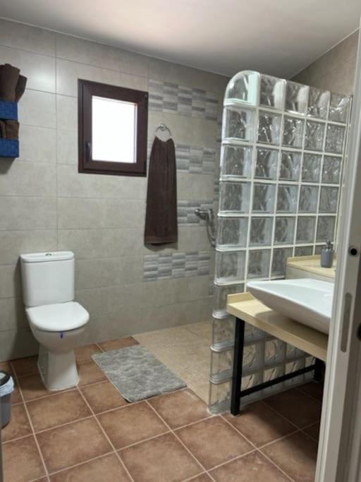 Villa Rural Con Amplia Piscina Campillo de Altobuey Ngoại thất bức ảnh