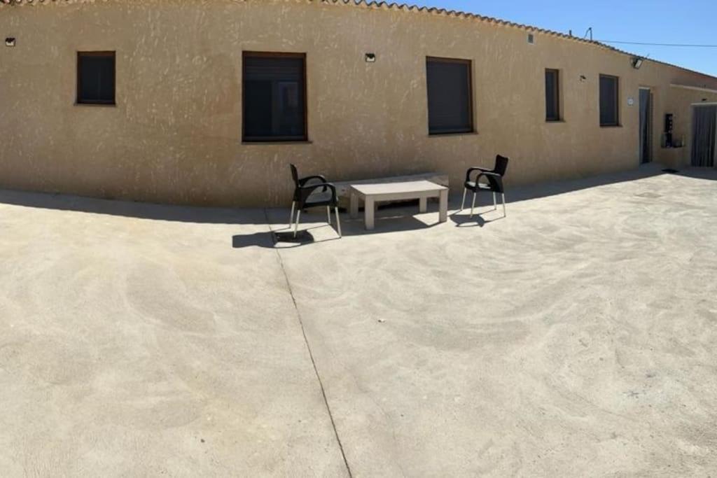 Villa Rural Con Amplia Piscina Campillo de Altobuey Ngoại thất bức ảnh